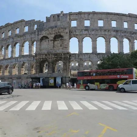 Singular Appartement Pula